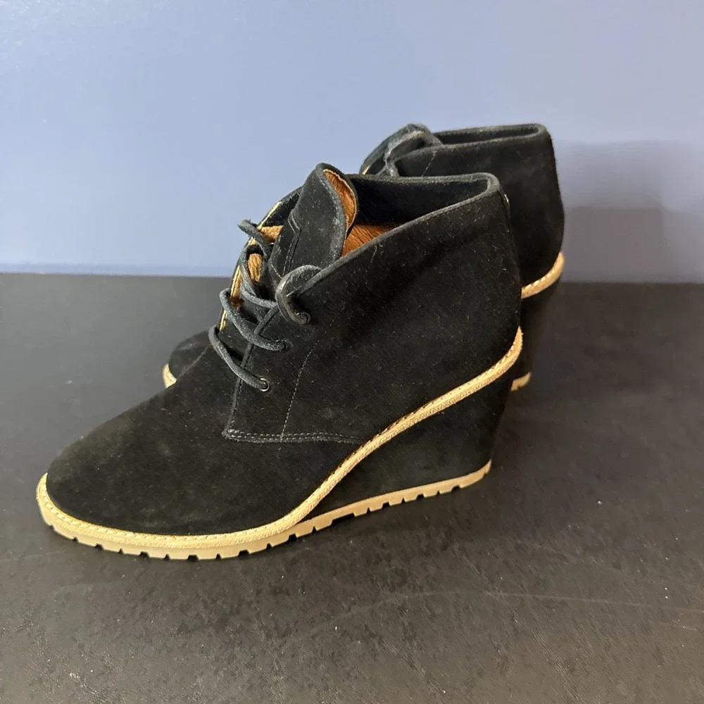 Coach product pair